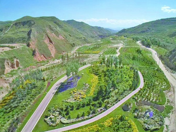 垃圾沟蝶变公园路